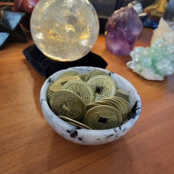 Feng Shui Coins - Picture 1 of 2